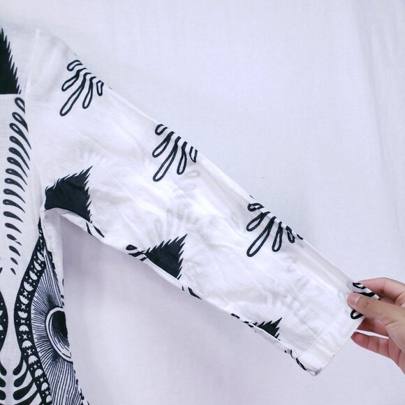 Step In Style Black & White Abstract Peacock Button-Down Hi-Low Tunic Dress PM - Picture 10 of 16